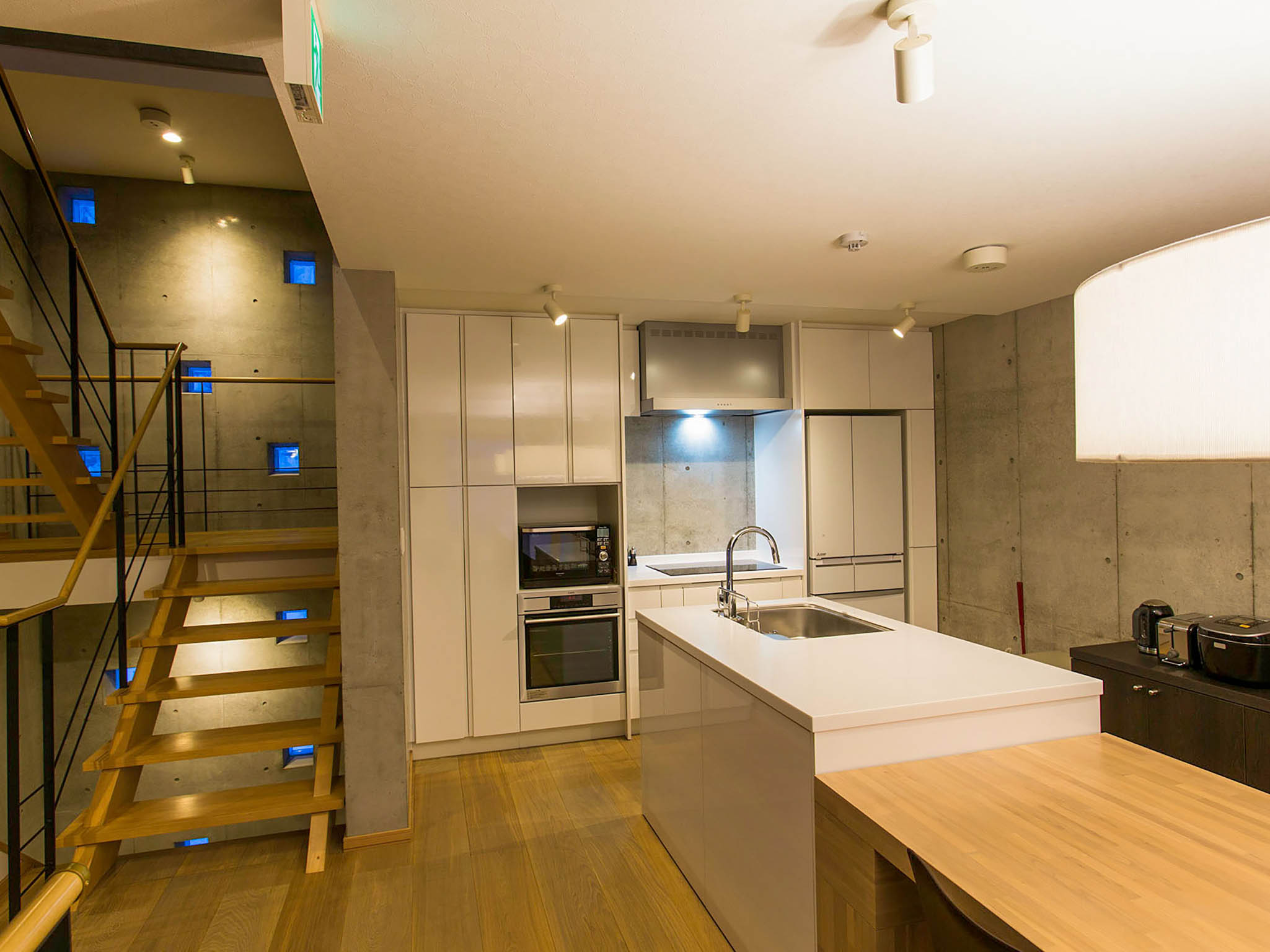 Mizunara - Modern kitchen design